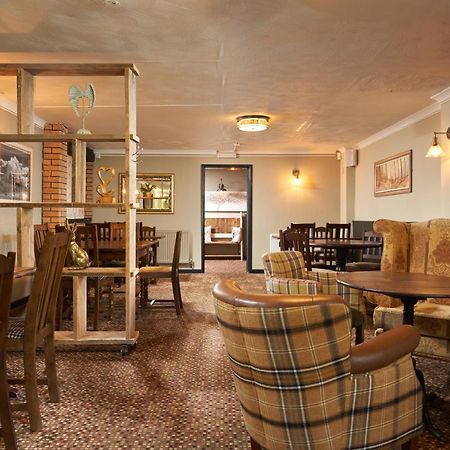 The Windmill Inn ووتشيت المظهر الخارجي الصورة